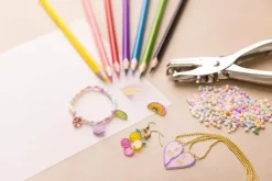 Ei merkkiä Askartelutarvikkeet-Askartelupakkaus, Kutistemuovikorut