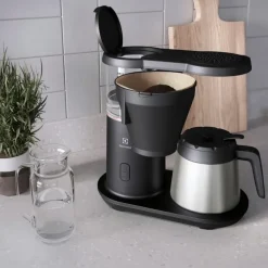 Electrolux Kahvi Ja Tee-Termoskahvinkeitin Explore 7 E7Cm1-6Gb